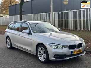 BMW 3-serie Touring 320d High Executive Navi HUD Lane