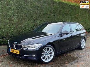 BMW 3-serie Touring 320i AUTOMAAT/PANORAMADAK/XENON/KEYLESS!