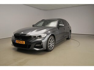 BMW 3 Serie Touring 320i M-Sportpakket Trekhaak Leder