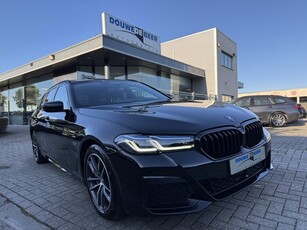 BMW 5 Serie Touring 530e M-Sport 530 Pano-Dak Dr.ass.pro