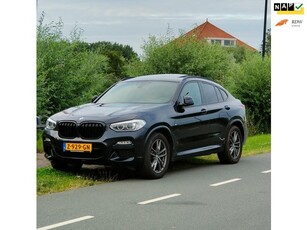 BMW X4 XDrive High Executive M SPORT Panorama 40i Look