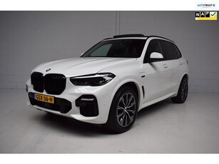 BMW X5 XDrive45e M-SPORT PANORAMADAK / LED / LEER / CAMERA