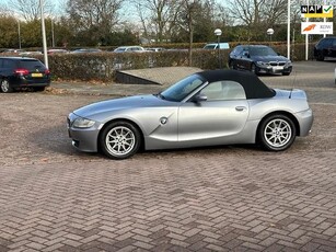 BMW Z4 Roadster 2.0i Introduction