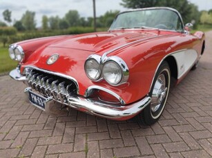 Chevrolet Corvette C1 V8 350 4 SPEED (bj 1960)