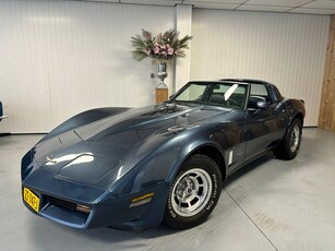 Chevrolet CORVETTE , C3, GLAZEN T-TOPS, ZEER MOOI EN