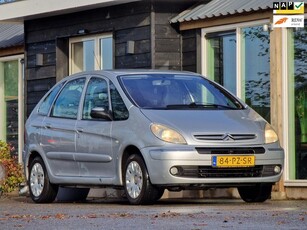 Citroen Xsara Picasso 1.8i-16V Image (Distributie 2022 vervangen / Trekhaak / Climate / Cruise)