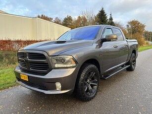 Dodge Ram 1500 5.7 V8 4x4 Quad Cab 6'4 Sport / LEER / NAVI