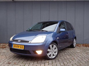 Ford Fiesta 1.3 Futura 5drs. Volledig Onderhoudsboekje