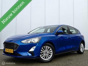 FORD FOCUS 1.0 ECOBOOST TITANIUM