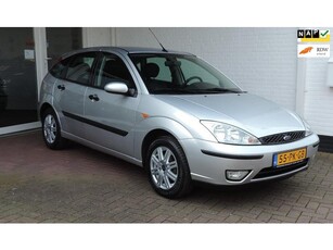 Ford Focus 1.6 16V Futura * 5 DRS / AIRCO *