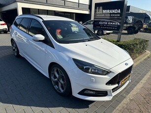 Ford FOCUS Wagon 2.0 ST 250 PK ! (bj 2018)