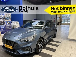 Ford FOCUS Wagon EcoBoost Hybrid ST Line X Business