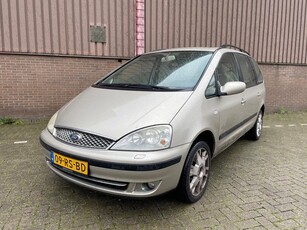 Ford Galaxy 2.3-16V Ghia 7 zit Cruise Leer Clima