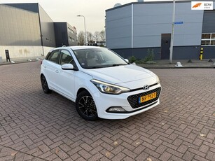 Hyundai I20 1.2 HP i-Motion CLIMA APK Volledig onderhouden