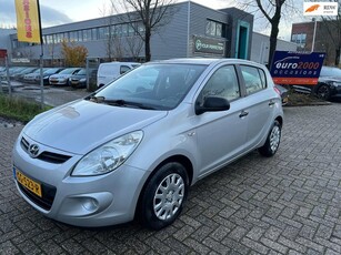 Hyundai I20 1.2i Business Edition - AIRCO - ZONDAG OPEN !