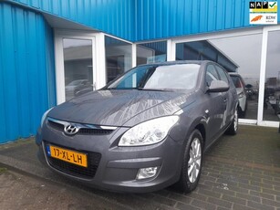 Hyundai I30 1.6i Dynamic Luxe