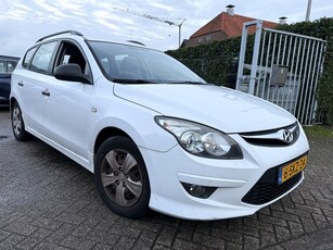 Hyundai i30 CW 1.6 CRDI DYNAMIC AIRCO/TREKHAAK (bj 2010)