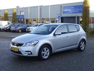 Kia cee'd 1.4 X-tra ISG Airco Stoelverwarming