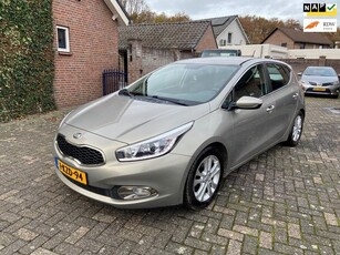 Kia Cee'd 1.6 GDI 20th Anniversary 5 drs airco trekhaak