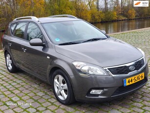 Kia Cee'd Sporty Wagon 1.4 CVVT Navigator Plus Pack 1e