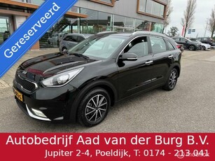 Kia Niro 1.6 GDi Hybrid DynamicLine Navigatie , Achteruit