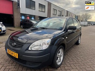 Kia Rio 1.4 L