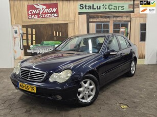 Mercedes-Benz C-klasse 180 Elegance/AUTOMAAT/AIRCO/CRUIS