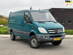 Mercedes-Benz Sprinter 519 3.0 CDI 4X4 NIEUWE MOTOR EN BAK