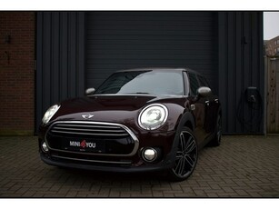 MINI Clubman 1.5 Cooper Chili Serious Business Burgundy