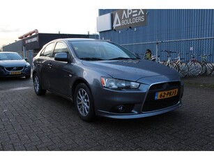 Mitsubishi Lancer Sportback 1.6 Edition Two