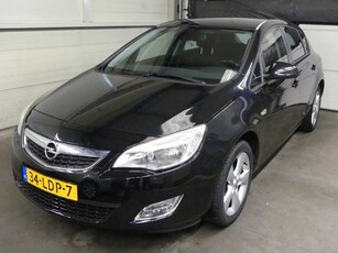 Opel Astra 1.4 Edition - Cruise Control - Mooie auto!