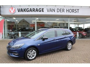 Opel Astra Sports Tourer 1.2-110pk Elegance. Mooie, ruime