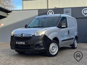 Opel Combo 1.4 Airco Trekhaak Nieuwstaat