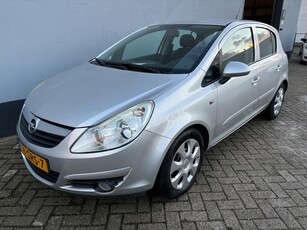 Opel Corsa 1.2-16V Enjoy 5-deurs - Airco - Cruise Control