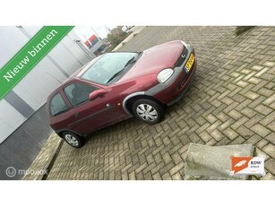 Opel Corsa 1.2i-16V Strada Cool