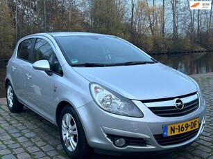 Opel Corsa 1.4-16V '111' Edition Automaat airco elektrische