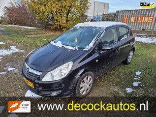 Opel Corsa 1.4-16V Enjoy/ZO MEENEMEN