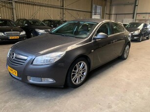 Opel Insignia 1.6 T Edition (bj 2011)