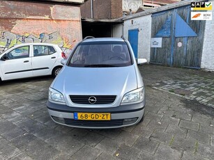 Opel Zafira 1.8-16V Elegance