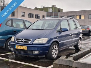 Opel Zafira €1850,-2.2-16V Elegance Automaat Trekhaak Leer