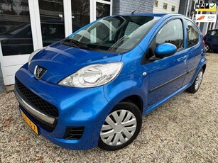 Peugeot 107 1.0-12V Urban Move 5 DEURS, MET NIEUWE APK