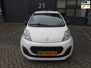 Peugeot 107 1.0 Access Accent 2012 Airco LED NAP! APK!