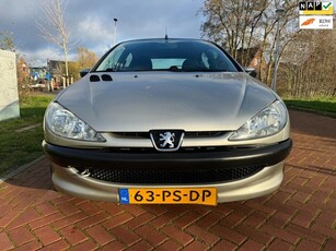 Peugeot 206 1.4 Air-line