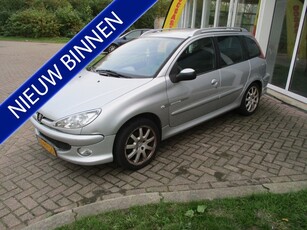 Peugeot 206 SW 1.6-16V Quiksilver (bj 2005)