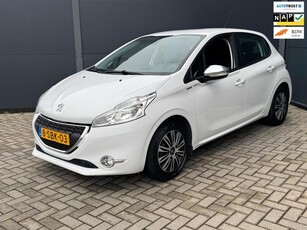 Peugeot 208 1.2 VTi Urban Soul / Navi / Clima / 65.000 km