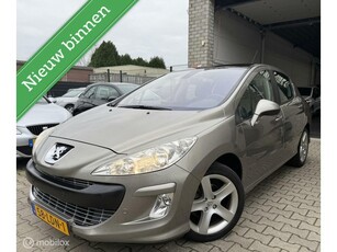 Peugeot 308 1.6 VTi Sublime / Navi / Sport.V / 133.000KM!