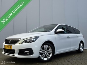 PEUGEOT 308 SW 1.2 PURETECH EXECUTIVE/PANO/LED/CARPLAY/LANE