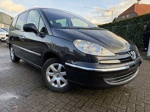 Peugeot 807 2.0 HDiF NAVI/CLIMATE/TREKHAAK (bj 2012)