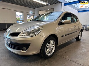 Renault Clio 1.4-16V Dynamique Luxe