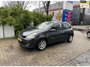 Renault Clio 1.6-16V Dynamique Comfort Airco Achteruit